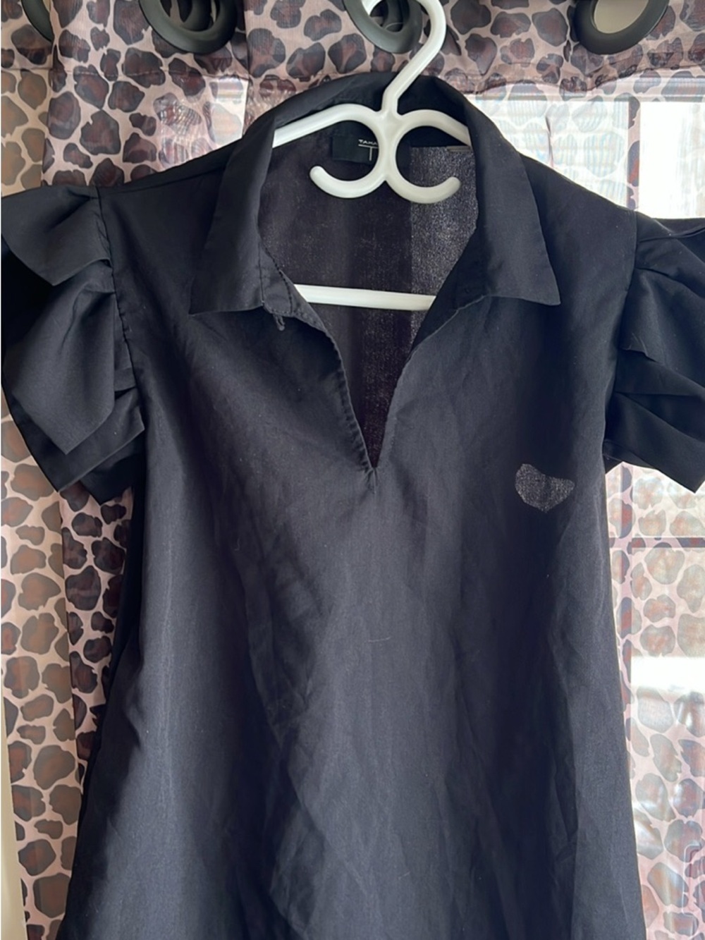 Tahari Black V-Neck butterfly sleeves Tunic Top